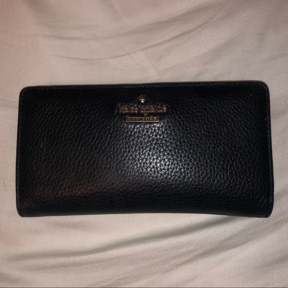 Kate Spade bifold wallet